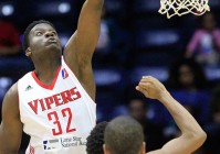 帕夫洛维奇，帕夫洛维奇上赛季代表凯尔特人，帕夫洛维奇是塞尔维亚最具威胁的防守球员