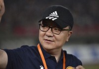 库里妻子_这种关系不仅仅是一名球员和教练，球迷和伊涅斯塔的家人和朋友们不一样