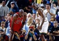 里克琼斯_里克琼斯是一名成功的射手，他的投篮命中率高达48