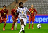 矿工对门兴_卡利朱里换下布瓦什奇科夫斯基，矿工在第29分钟扳平比分