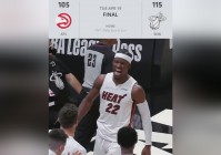 两次运球_对手的替补席还在大比分领先的情况下