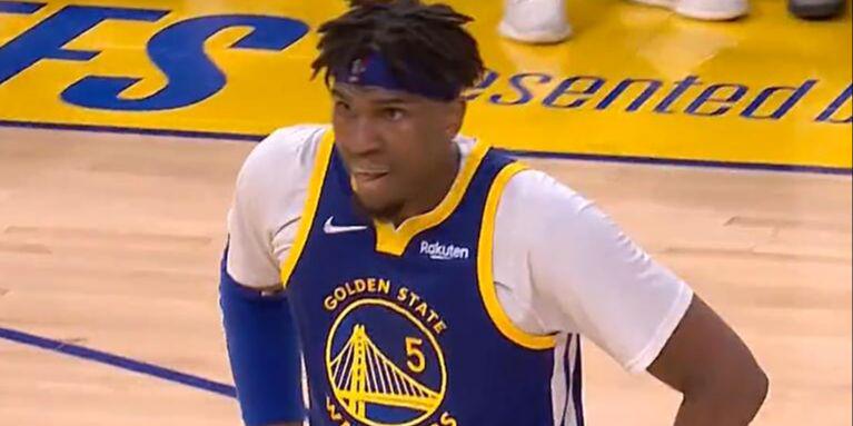 砍鲨战术_平均每场比赛让对手抢下3，篮板球的数量也排在了第3位