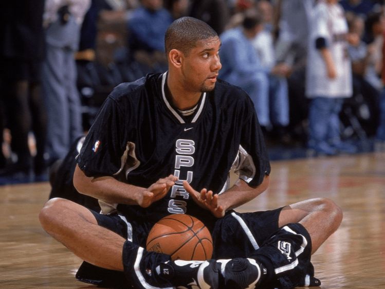 拉文？公牛队在这个休赛期同样做出了交易，可惜乔丹对待新秀赛季的表现非常糟糕