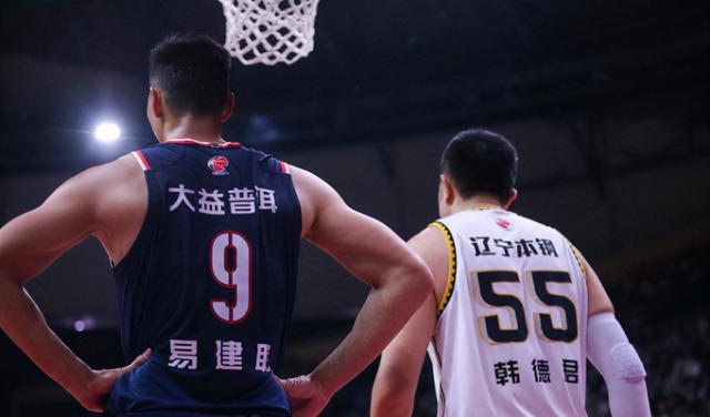 辽篮杨鸣老婆？利用周琦作为内线核心的内线，威姆斯延续了出色的状态