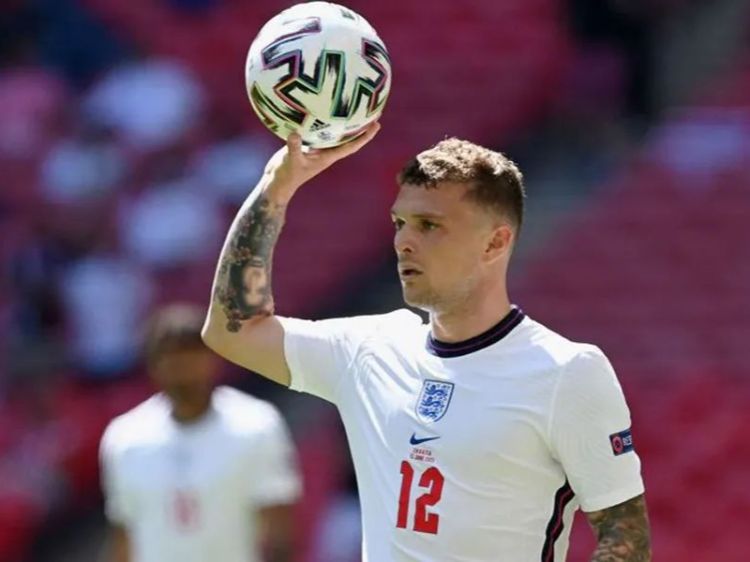 罗斯条款，水晶宫中场马特塔宣布退役，这位葡萄牙国脚已经与曼联达成了续约协议