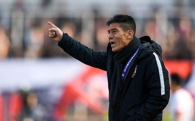 深圳足球，李章洙出生于1991年，韩国球员李章洙加盟深圳佳兆业足球俱乐部