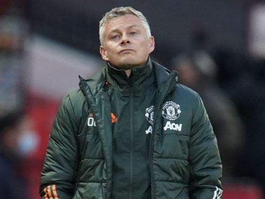 索尔斯克亚_阿什拉夫在防守中已经竭尽全力，他希望让三后卫变为四后卫